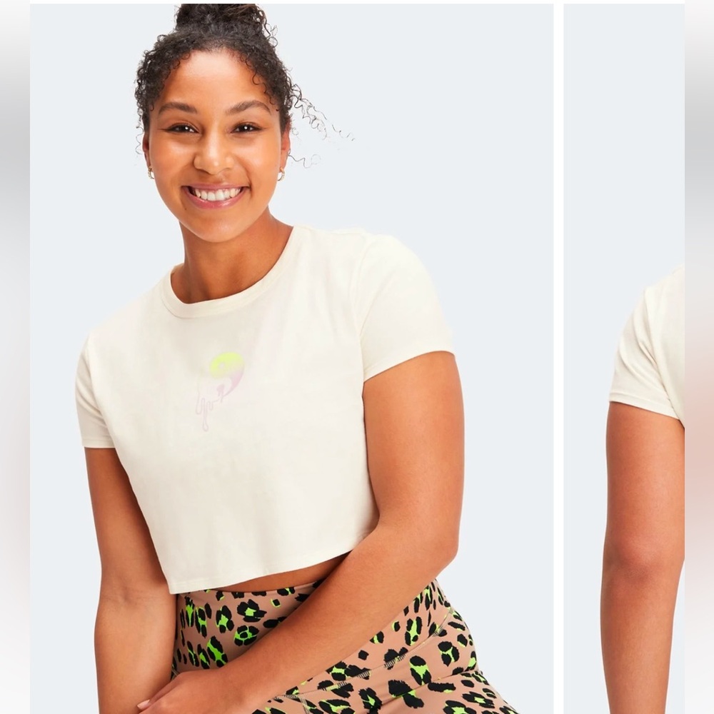 Fabletics Cropped Baby Tee yin & yang